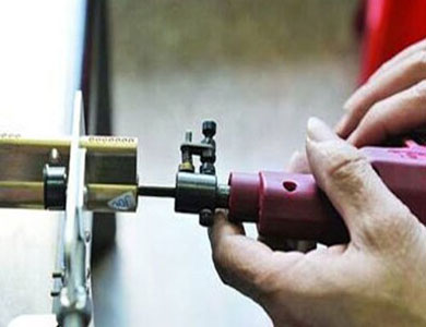 新津24小时上门开锁公司